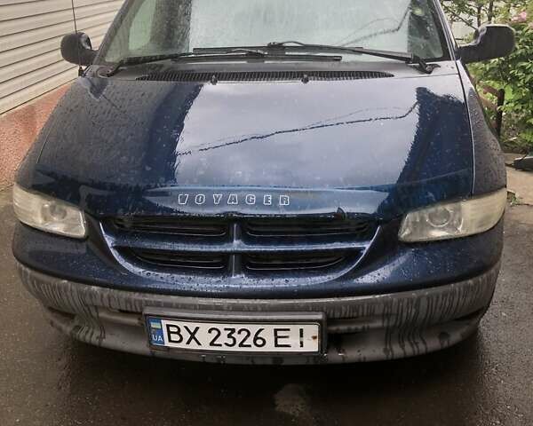 Синій Додж Ram Van, об'ємом двигуна 2.5 л та пробігом 377 тис. км за 3200 $, фото 1 на Automoto.ua