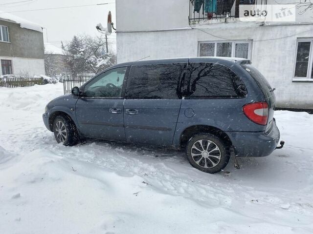 Синій Додж Ram Van, об'ємом двигуна 2.5 л та пробігом 350 тис. км за 3300 $, фото 4 на Automoto.ua