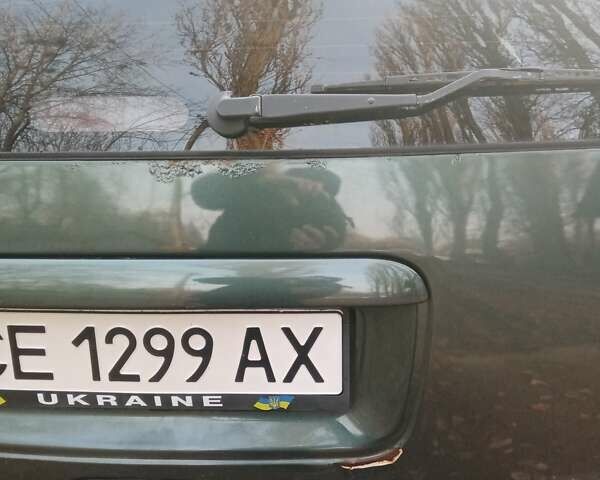 Зеленый Додж Рам Ван, объемом двигателя 2.5 л и пробегом 440 тыс. км за 3200 $, фото 13 на Automoto.ua