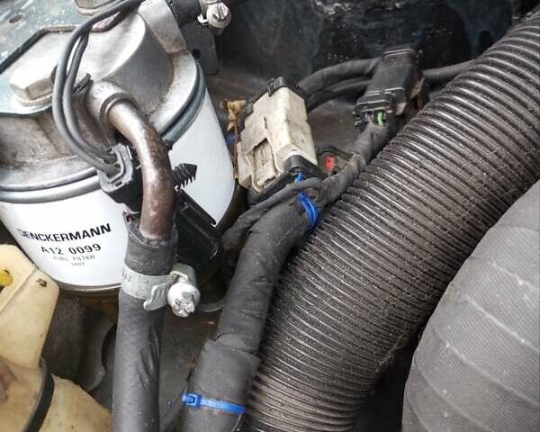 Зеленый Додж Рам Ван, объемом двигателя 2.5 л и пробегом 360 тыс. км за 3900 $, фото 10 на Automoto.ua