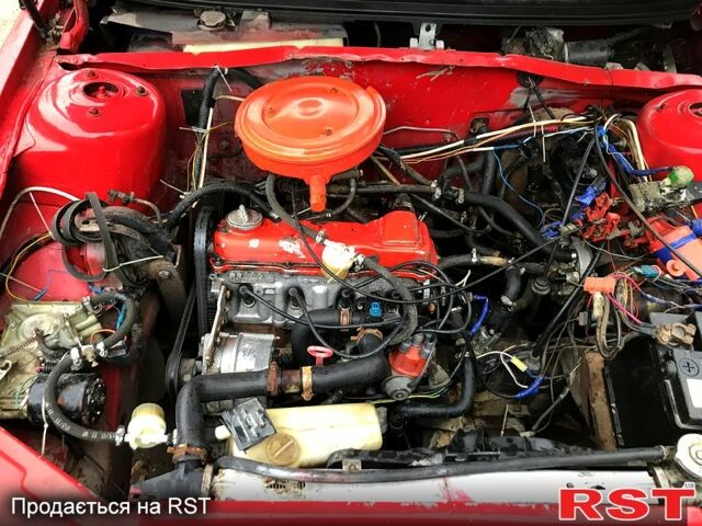 Додж Шадоу, объемом двигателя 1.8 л и пробегом 200 тыс. км за 600 $, фото 6 на Automoto.ua