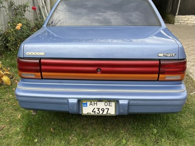Синий Додж Спирит, объемом двигателя 2.5 л и пробегом 100 тыс. км за 2300 $, фото 2 на Automoto.ua