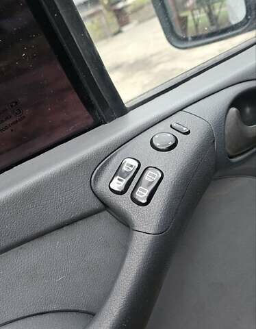 Белый Додж Спринтер, объемом двигателя 2.69 л и пробегом 600 тыс. км за 14000 $, фото 15 на Automoto.ua