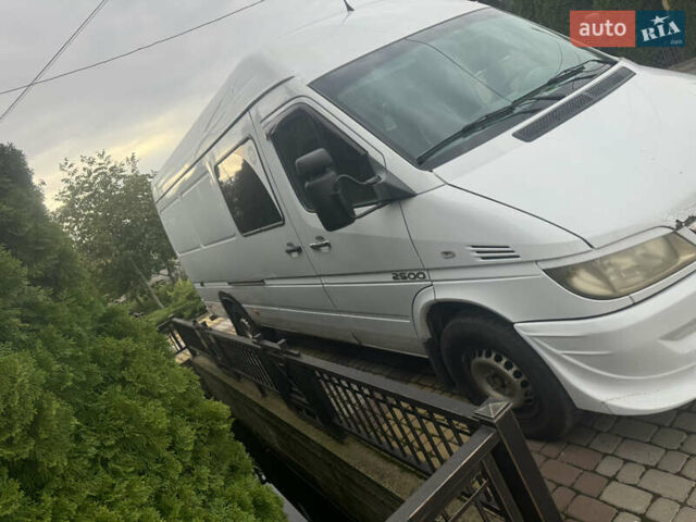 Білий Додж Спрінтер, об'ємом двигуна 0 л та пробігом 3 тис. км за 12500 $, фото 5 на Automoto.ua