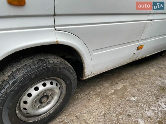 Белый Додж Спринтер, объемом двигателя 2.7 л и пробегом 930 тыс. км за 5300 $, фото 6 на Automoto.ua