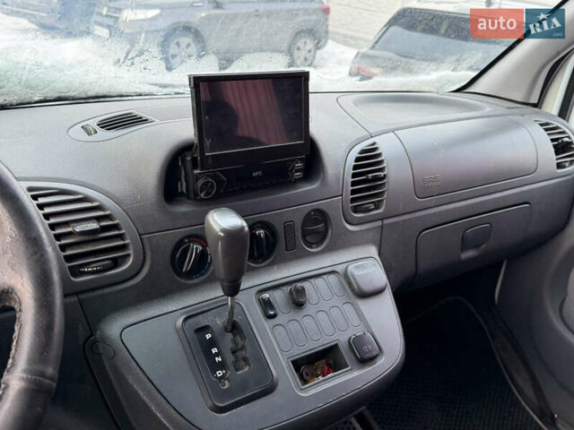 Белый Додж Спринтер, объемом двигателя 2.7 л и пробегом 400 тыс. км за 6000 $, фото 5 на Automoto.ua