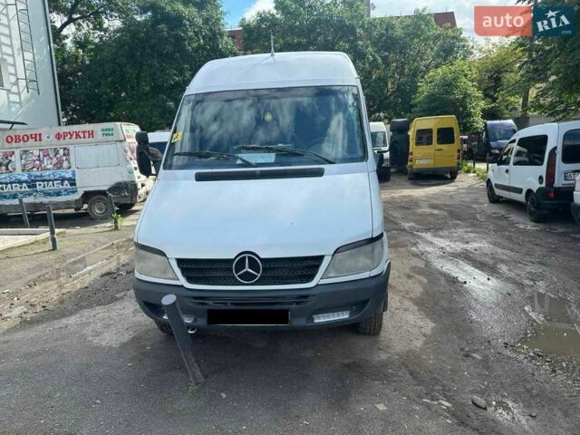 Білий Додж Спрінтер, об'ємом двигуна 2.69 л та пробігом 350 тис. км за 14300 $, фото 8 на Automoto.ua