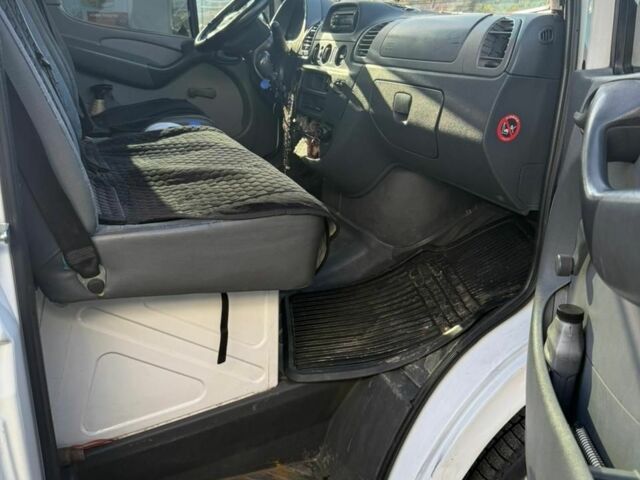 Білий Додж Спрінтер, об'ємом двигуна 2.7 л та пробігом 500 тис. км за 22000 $, фото 7 на Automoto.ua