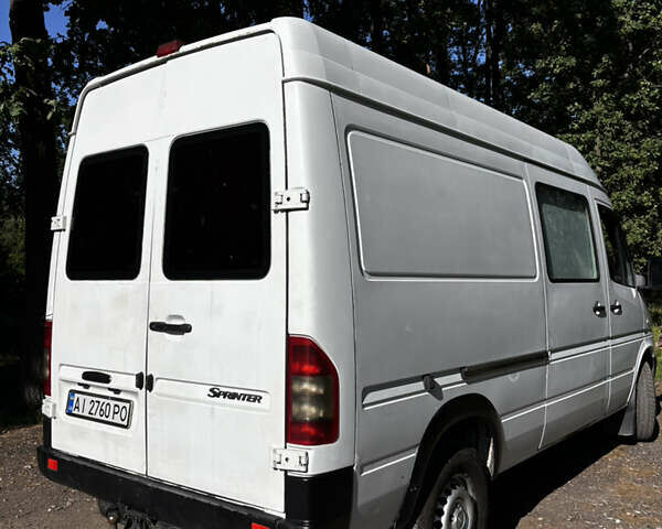 Білий Додж Спрінтер, об'ємом двигуна 2.7 л та пробігом 362 тис. км за 10000 $, фото 5 на Automoto.ua
