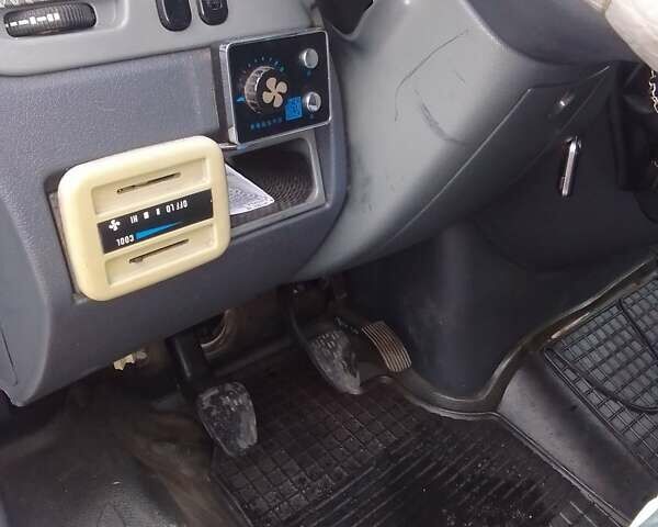 Белый Додж Спринтер, объемом двигателя 2.7 л и пробегом 830 тыс. км за 11300 $, фото 5 на Automoto.ua