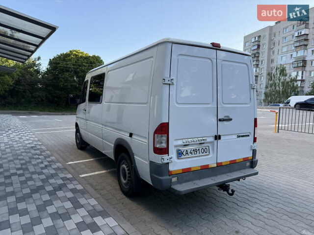 Білий Додж Спрінтер, об'ємом двигуна 2.69 л та пробігом 300 тис. км за 7900 $, фото 1 на Automoto.ua