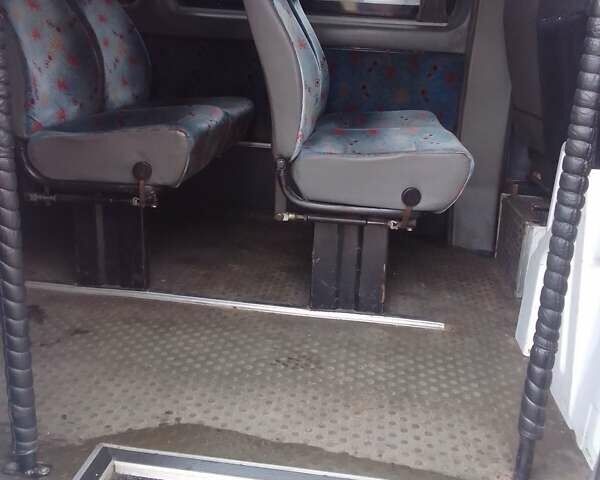 Белый Додж Спринтер, объемом двигателя 2.7 л и пробегом 830 тыс. км за 11300 $, фото 6 на Automoto.ua