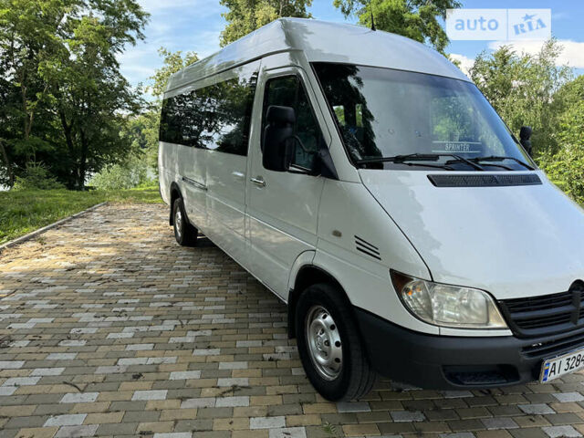 Білий Додж Спрінтер, об'ємом двигуна 0 л та пробігом 600 тис. км за 14500 $, фото 1 на Automoto.ua