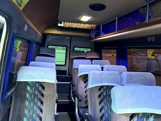 Белый Додж Спринтер, объемом двигателя 2.7 л и пробегом 748 тыс. км за 12500 $, фото 4 на Automoto.ua