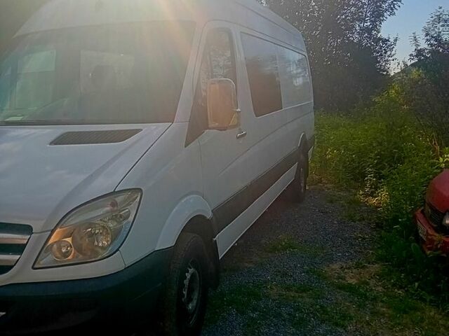 Білий Додж Спрінтер, об'ємом двигуна 3 л та пробігом 750 тис. км за 15000 $, фото 2 на Automoto.ua