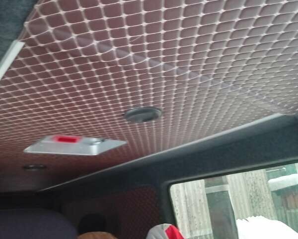 Сірий Додж Спрінтер, об'ємом двигуна 2.69 л та пробігом 405 тис. км за 8300 $, фото 5 на Automoto.ua