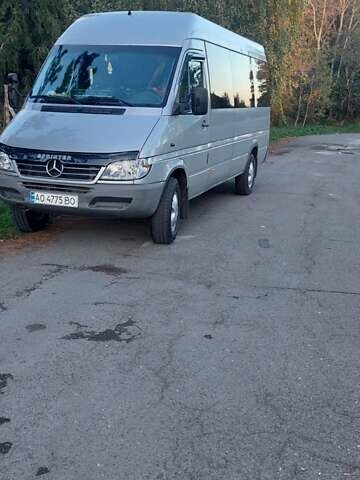 Серый Додж Спринтер, объемом двигателя 2.7 л и пробегом 825 тыс. км за 10700 $, фото 6 на Automoto.ua