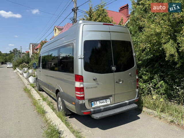 Серый Додж Спринтер, объемом двигателя 3 л и пробегом 110 тыс. км за 25000 $, фото 1 на Automoto.ua