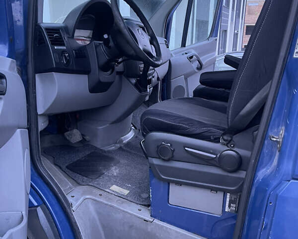 Синий Додж Спринтер, объемом двигателя 2.99 л и пробегом 350 тыс. км за 9950 $, фото 7 на Automoto.ua