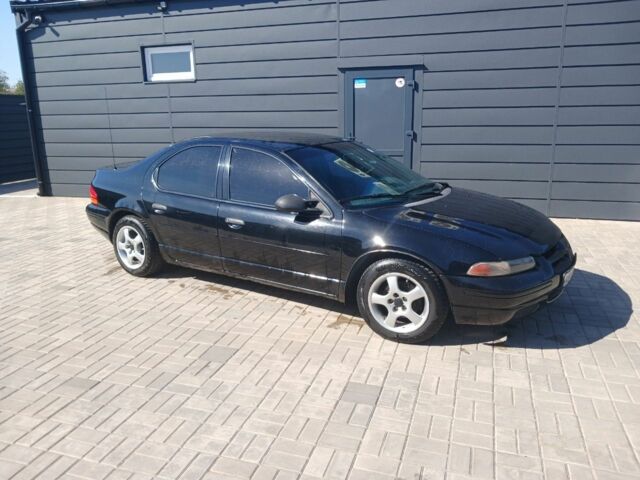 Черный Додж Стратус, объемом двигателя 2.4 л и пробегом 260 тыс. км за 2400 $, фото 1 на Automoto.ua