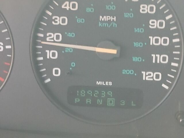 Черный Додж Стратус, объемом двигателя 2.4 л и пробегом 260 тыс. км за 2400 $, фото 5 на Automoto.ua