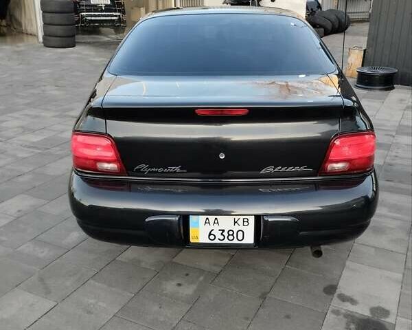 Чорний Додж Стратус, об'ємом двигуна 2 л та пробігом 170 тис. км за 3300 $, фото 2 на Automoto.ua