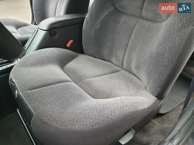 Черный Додж Стратус, объемом двигателя 2 л и пробегом 107 тыс. км за 2500 $, фото 47 на Automoto.ua