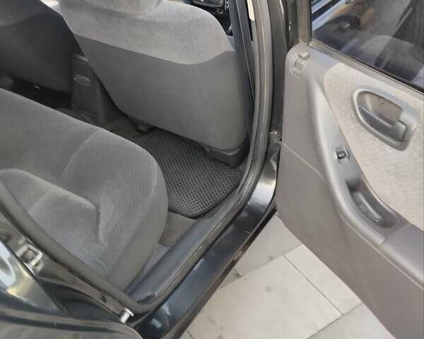 Чорний Додж Стратус, об'ємом двигуна 2 л та пробігом 170 тис. км за 3300 $, фото 16 на Automoto.ua