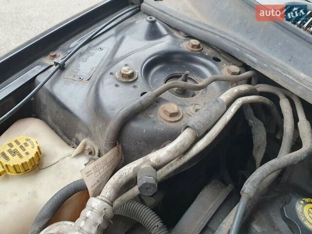 Черный Додж Стратус, объемом двигателя 2 л и пробегом 107 тыс. км за 2500 $, фото 36 на Automoto.ua