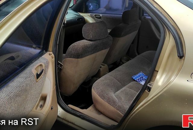 Додж Стратус, об'ємом двигуна 2 л та пробігом 250 тис. км за 1500 $, фото 5 на Automoto.ua