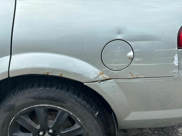 Серый Додж Стратус, объемом двигателя 2.4 л и пробегом 177 тыс. км за 2700 $, фото 6 на Automoto.ua