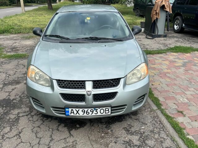 Серый Додж Стратус, объемом двигателя 2.4 л и пробегом 177 тыс. км за 2700 $, фото 3 на Automoto.ua