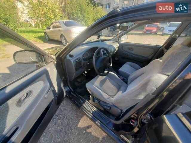 Зеленый Додж Colt, объемом двигателя 1.8 л и пробегом 340 тыс. км за 1800 $, фото 6 на Automoto.ua