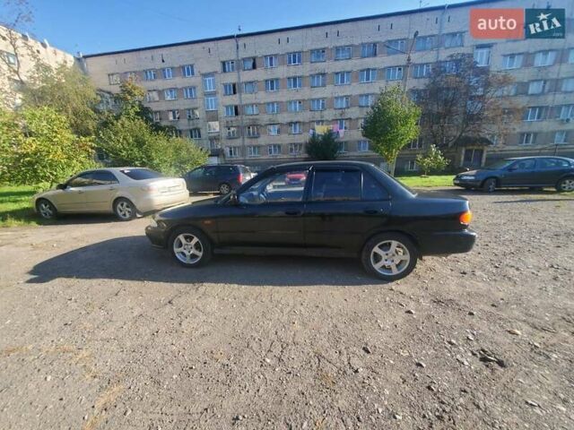 Зеленый Додж Colt, объемом двигателя 1.8 л и пробегом 340 тыс. км за 1800 $, фото 2 на Automoto.ua