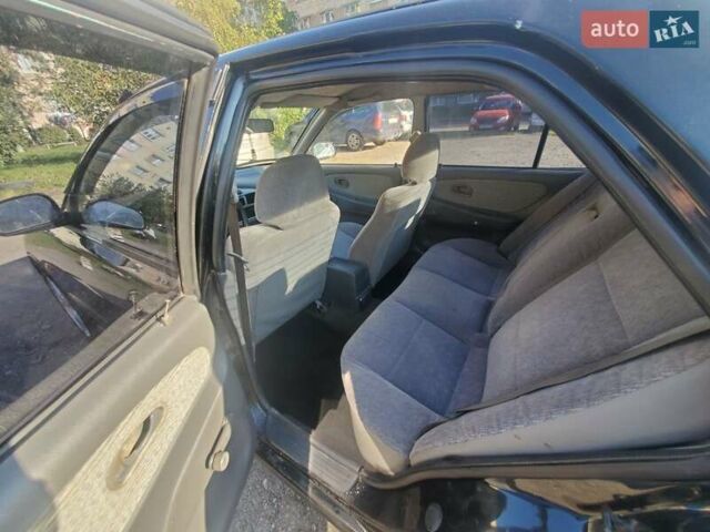 Зеленый Додж Colt, объемом двигателя 1.8 л и пробегом 340 тыс. км за 1800 $, фото 4 на Automoto.ua