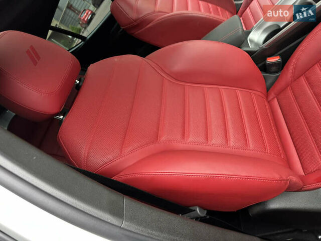 Белый Додж Hornet, объемом двигателя 2 л и пробегом 4 тыс. км за 25150 $, фото 60 на Automoto.ua