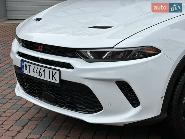 Белый Додж Hornet, объемом двигателя 2 л и пробегом 4 тыс. км за 25150 $, фото 181 на Automoto.ua