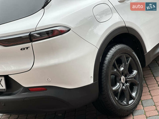 Белый Додж Hornet, объемом двигателя 2 л и пробегом 4 тыс. км за 25150 $, фото 170 на Automoto.ua