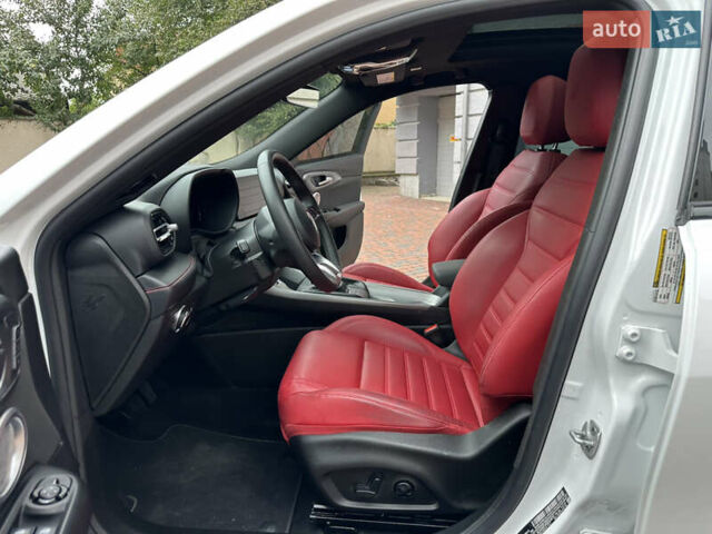 Белый Додж Hornet, объемом двигателя 2 л и пробегом 4 тыс. км за 25150 $, фото 12 на Automoto.ua