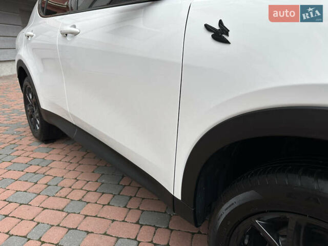 Белый Додж Hornet, объемом двигателя 2 л и пробегом 4 тыс. км за 25150 $, фото 156 на Automoto.ua