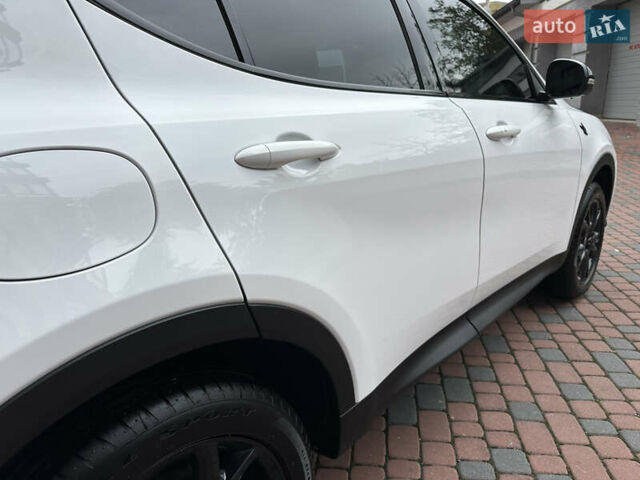Белый Додж Hornet, объемом двигателя 2 л и пробегом 4 тыс. км за 25150 $, фото 155 на Automoto.ua