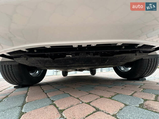 Белый Додж Hornet, объемом двигателя 2 л и пробегом 4 тыс. км за 25150 $, фото 107 на Automoto.ua