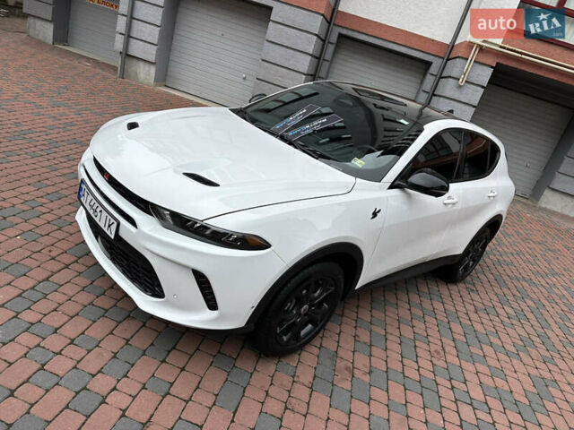 Белый Додж Hornet, объемом двигателя 2 л и пробегом 4 тыс. км за 25150 $, фото 154 на Automoto.ua