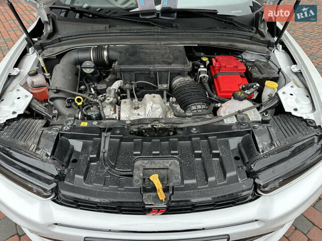 Белый Додж Hornet, объемом двигателя 2 л и пробегом 4 тыс. км за 25150 $, фото 17 на Automoto.ua