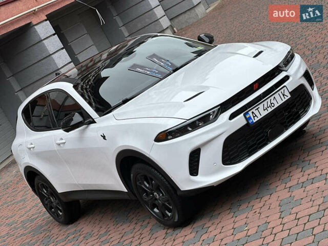 Белый Додж Hornet, объемом двигателя 2 л и пробегом 4 тыс. км за 25150 $, фото 194 на Automoto.ua