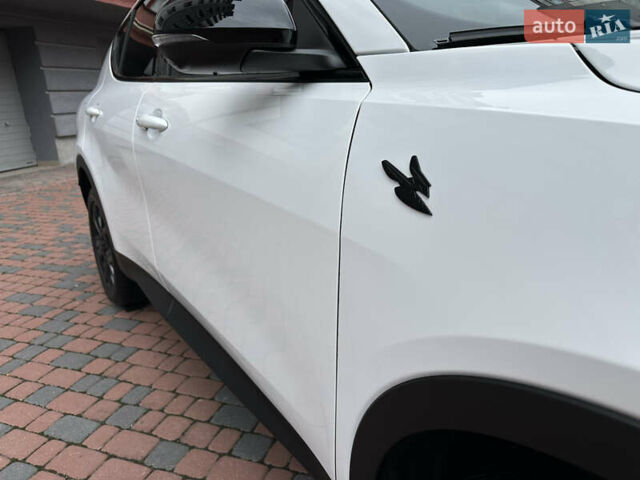 Белый Додж Hornet, объемом двигателя 2 л и пробегом 4 тыс. км за 25150 $, фото 157 на Automoto.ua