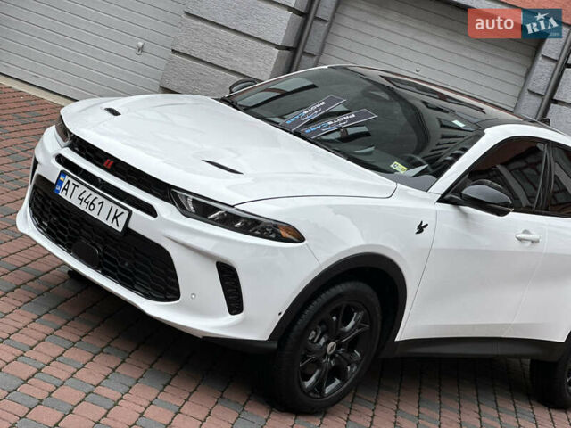 Белый Додж Hornet, объемом двигателя 2 л и пробегом 4 тыс. км за 25150 $, фото 13 на Automoto.ua