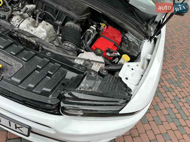 Белый Додж Hornet, объемом двигателя 2 л и пробегом 4 тыс. км за 25150 $, фото 16 на Automoto.ua
