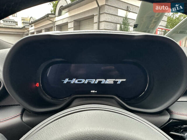 Белый Додж Hornet, объемом двигателя 2 л и пробегом 4 тыс. км за 25150 $, фото 89 на Automoto.ua