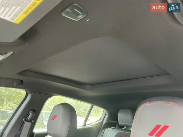 Черный Додж Hornet, объемом двигателя 2 л и пробегом 28 тыс. км за 24900 $, фото 7 на Automoto.ua